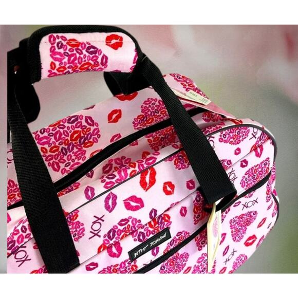 BETSEY JOHNSON CARRY-ON SOFTSIDE ROLLING DUFFLE BAG XOX NWT - Picture 2 of 8